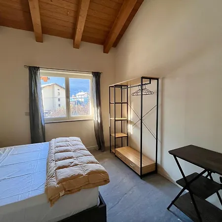 La Terrasse De Dyno * Nus