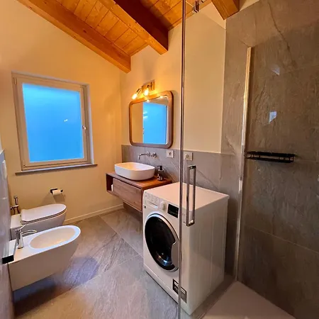 La Terrasse De Dyno * Nus