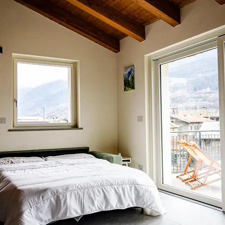 La Terrasse De Dyno * Nus