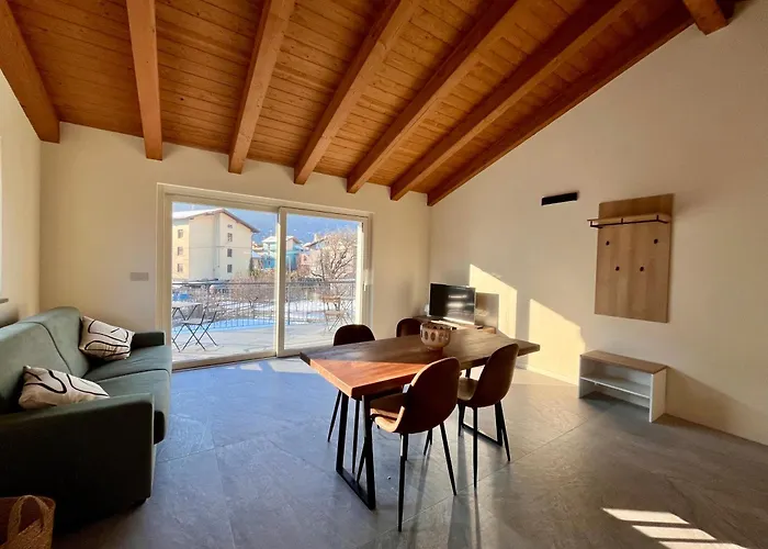 La Terrasse De Dyno * Nus